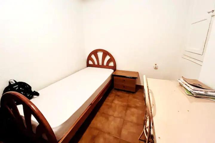 Comfortable Room - Habitacion Acogedora Валенсия Экстерьер фото